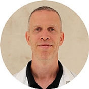 ד"ר עמית בלומוביץ (הגדל)